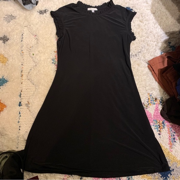 Flowy Ruffle Dress - Picture 2 of 3